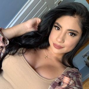 Meet your Posher, Karla